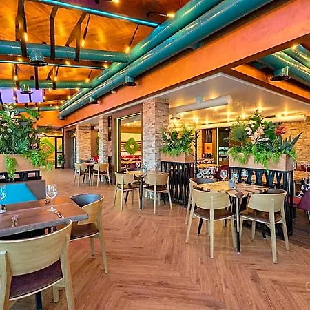 103 View Park فندق ساباريفا بانيا