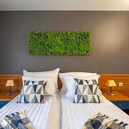 103 View Park ساباريفا بانيا