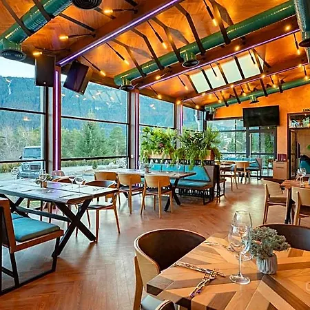 فندق 103 View Park ساباريفا بانيا