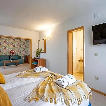 103 View Park 4*